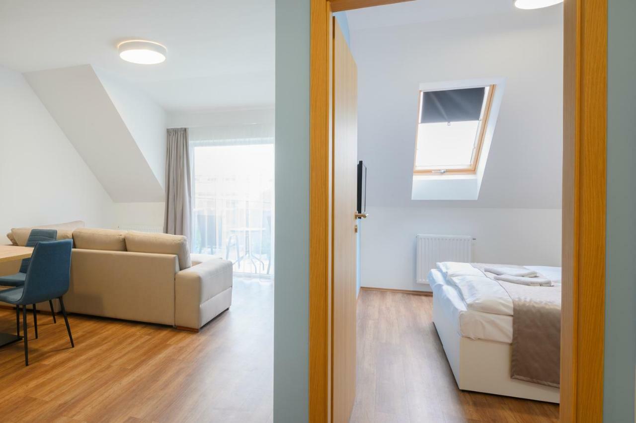 Berill Suites Sárvár Eksteriør bilde